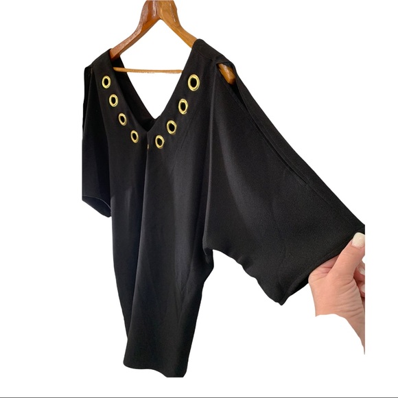 GIANNI BINI BLACK DEEP PLUNGE V-NECK AND BACK DRESS WITH GOLD ACCENTS - Picture 9 of 16